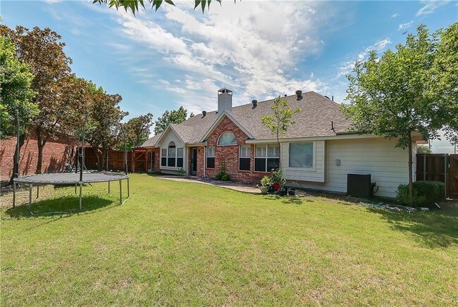 Foto del edificio - 4501 Aspen Glen Rd