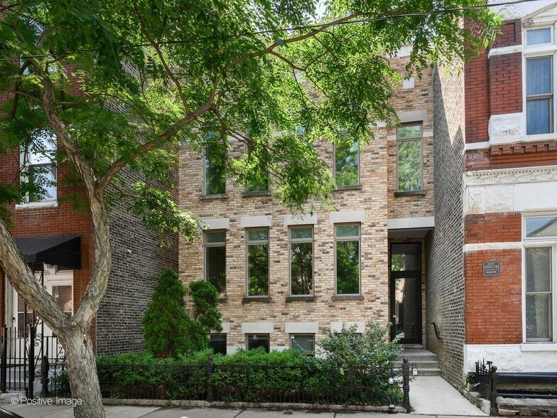 Foto principal - 842 N Wolcott Ave