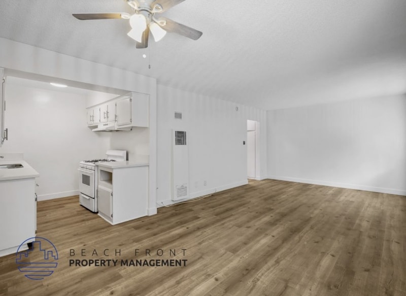 Photo - 868 Victor Ave (Inglewood, CA)