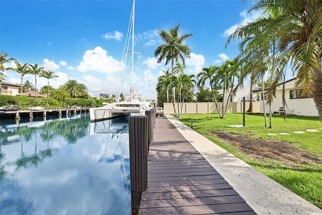 Foto del edificio - 536 Hibiscus Dr