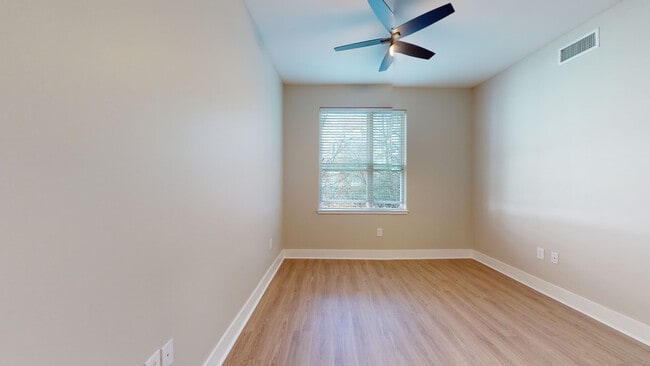 Interior Photo - Towson Promenade