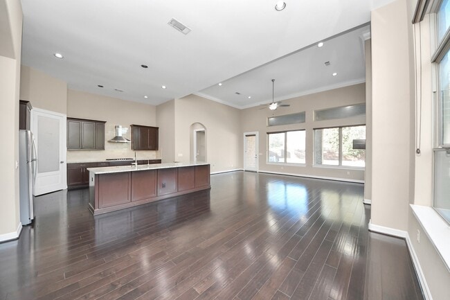 Building Photo - 11406 Finavon Ln