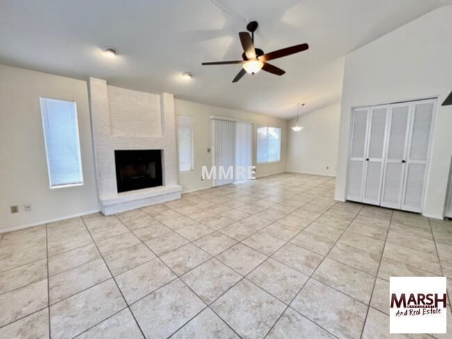 Building Photo - Wonderful 2 bedroom patio home in Chandler!