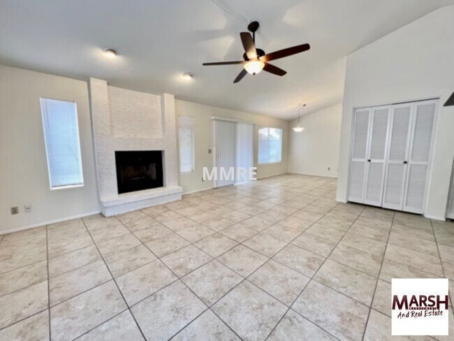 Foto del edificio - Wonderful 2 bedroom patio home in Chandler!