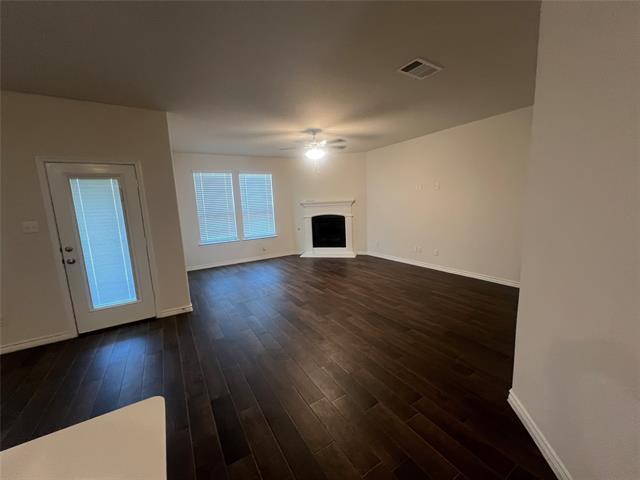 Building Photo - 10426 Lone Star Wy