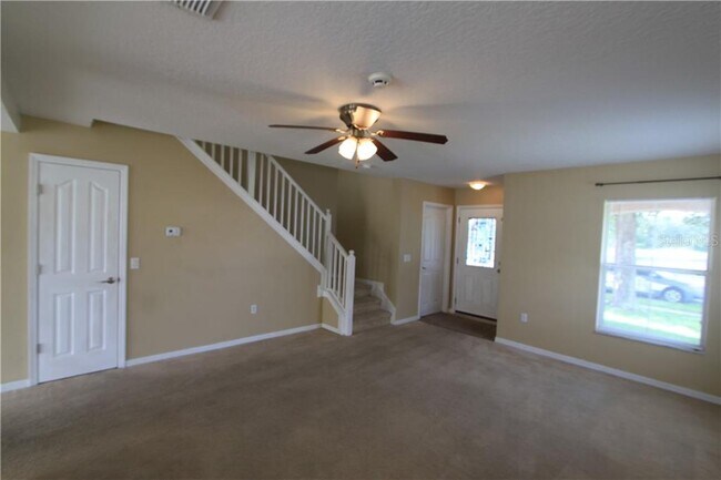 Building Photo - 3907 Golden Finch Way