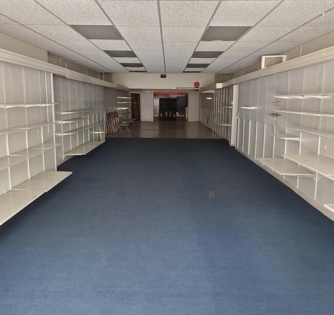 Foto del interior - 22 W Main St