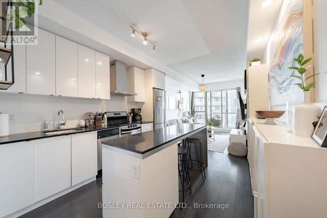 Building Photo - 51 E Liberty St