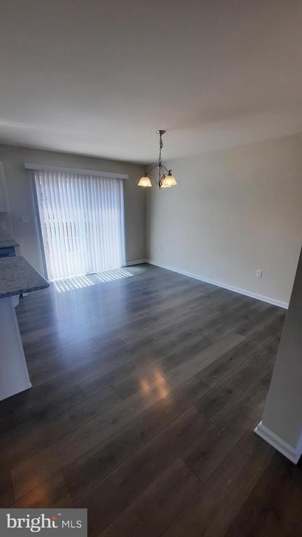 Building Photo - 1039 Admiral's Quay Dr