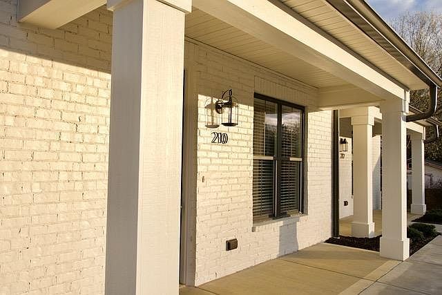 Building Photo - 120 Brighton Park Pl