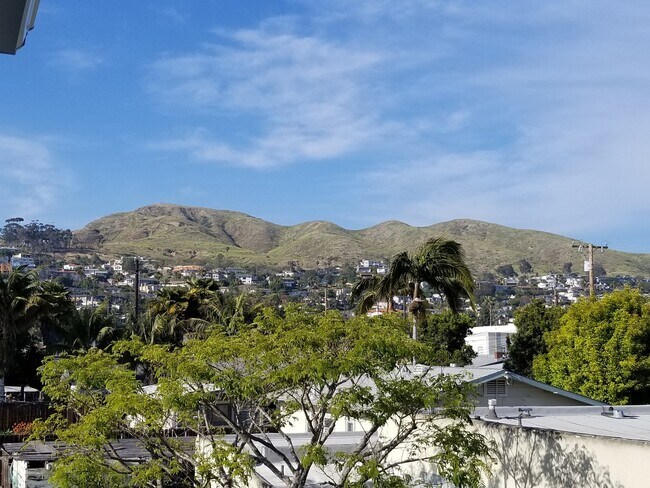 Foto del edificio - 103 S Santa Rosa St