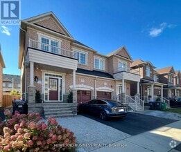 Building Photo - 5532 Meadowcrest Ave