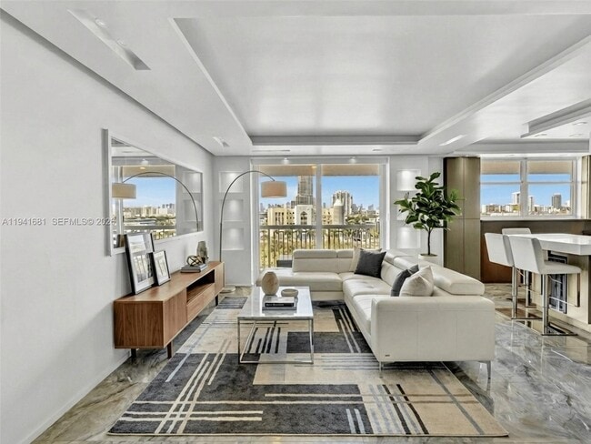 Building Photo - 401 Ocean Dr