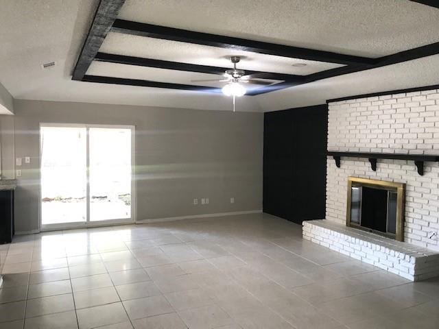Foto del edificio - 4009 Azalea Ln