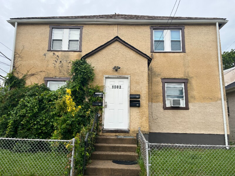 1003 Clifton Ave Unit S2, Sharon Hill, PA 19079 Room for Rent in