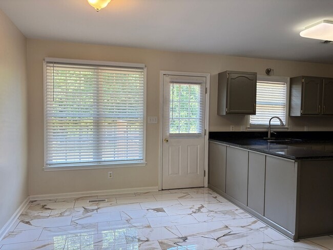 Foto del edificio - 3 Bedroom, 2 Bathroom House in Winston-Salem!