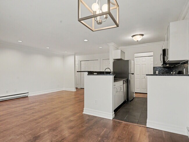 Foto del edificio - 180 Glenbrook Rd
