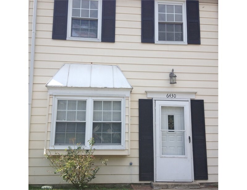 Primary Photo - 6430 Colonial Knolls