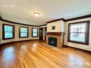 Building Photo - 4819 Jarboe St