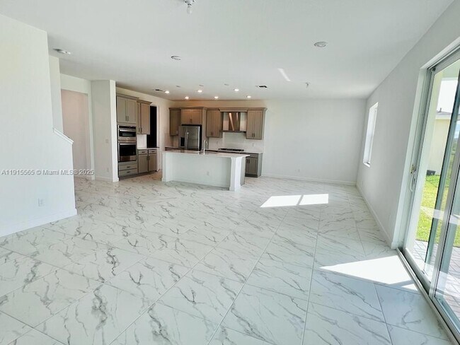 Foto del edificio - 1079 Haywagon Trl