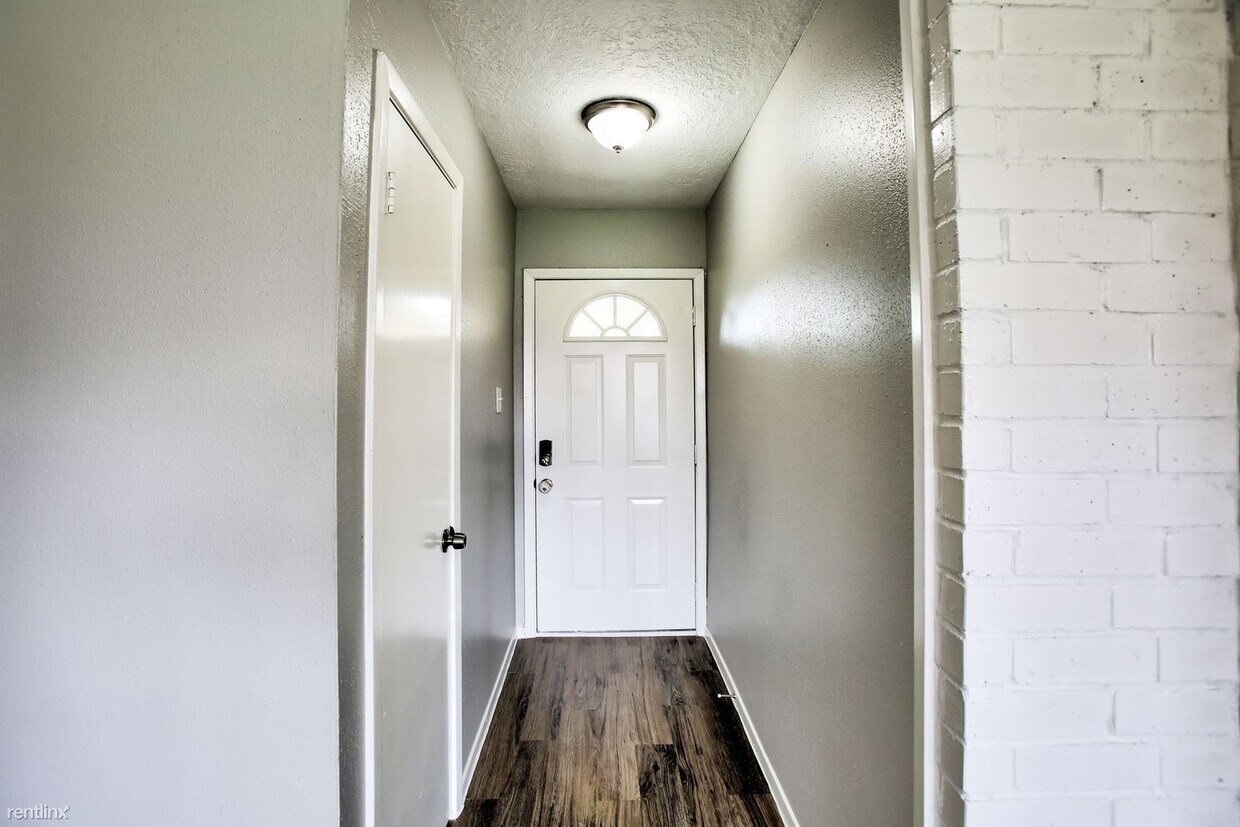 Foto principal - 4 br, 2 bath House - 11827 Winter Park St