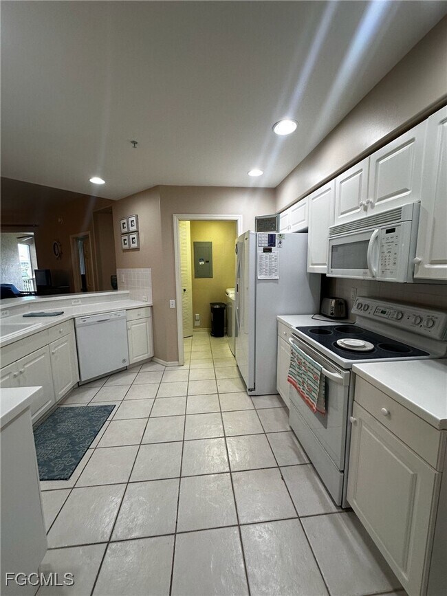 Foto del edificio - 17020 Willowcrest Way