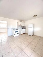 Building Photo - 8450 NE Miami Ct