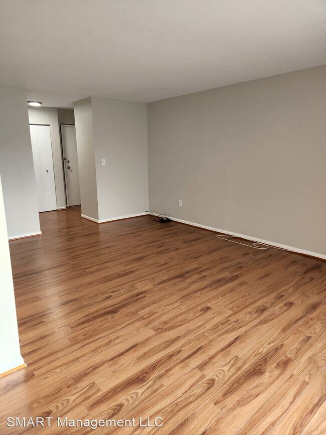 Building Photo - 2 br, 2 bath House - 6992 Hanover Parkway ...