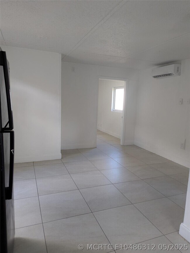 Foto del edificio - 2160 NW 29th St
