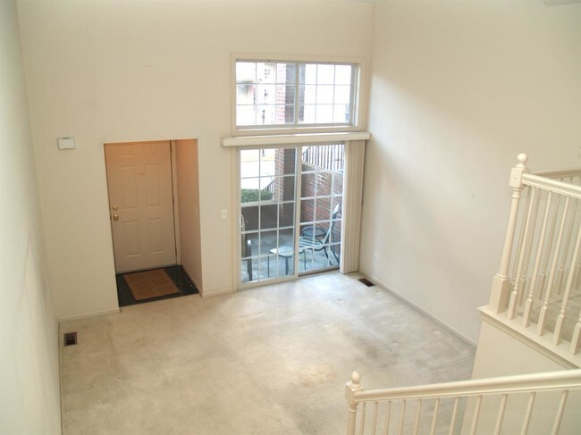 Building Photo - 2794 Barclay Way