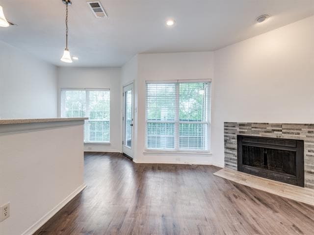 Foto del edificio - 4113 Esters Rd