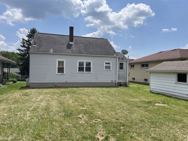 Building Photo - 3 br, 1 bath House - 1204 Covert Street