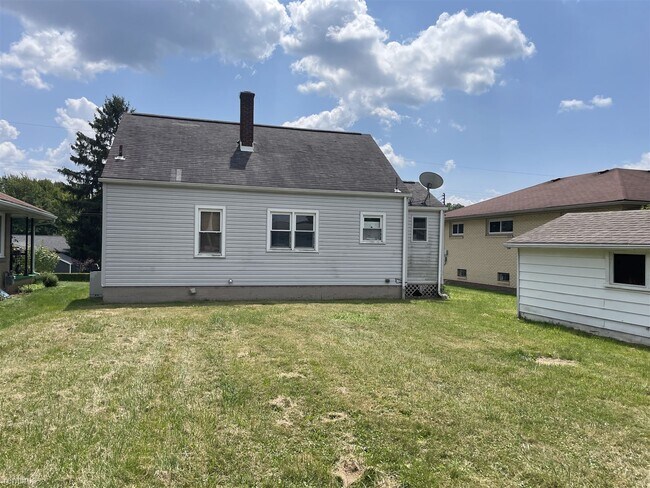 Foto del edificio - 3 br, 1 bath House - 1204 Covert Street
