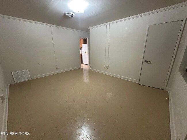 Foto del edificio - 706 Jay St