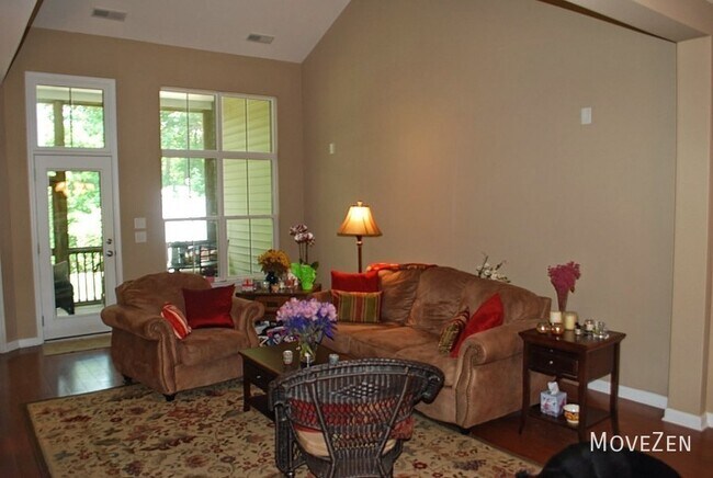 Building Photo - 1008 Kingston Grove Dr  Cary NC 27519 Gorg...