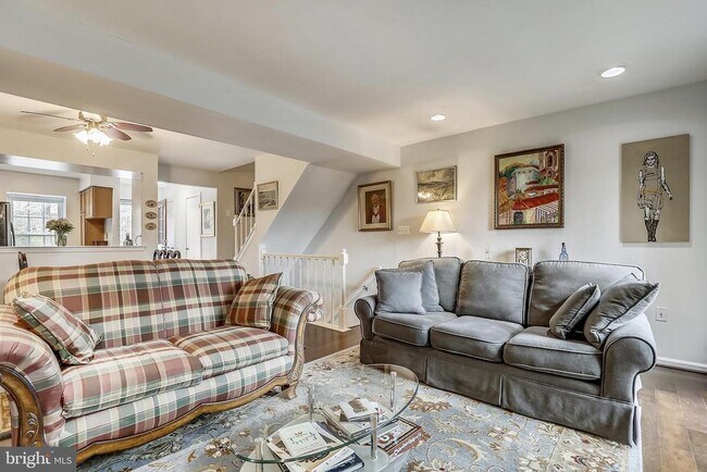 Foto del edificio - 2066 Derby Ridge Ln
