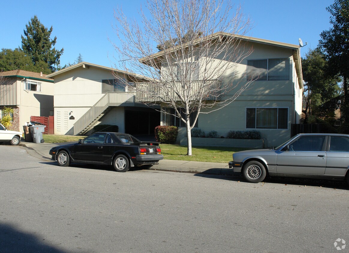 Foto del edificio - 4306 Collins Ct