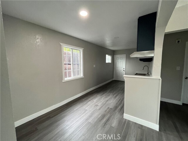 Foto del edificio - 2415 W Lincoln St