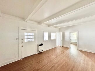 Building Photo - 617 S Soto St