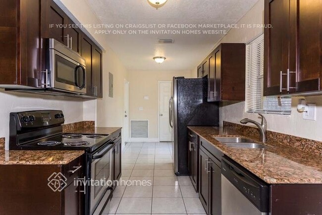 Foto del edificio - 1443 SW 10th St