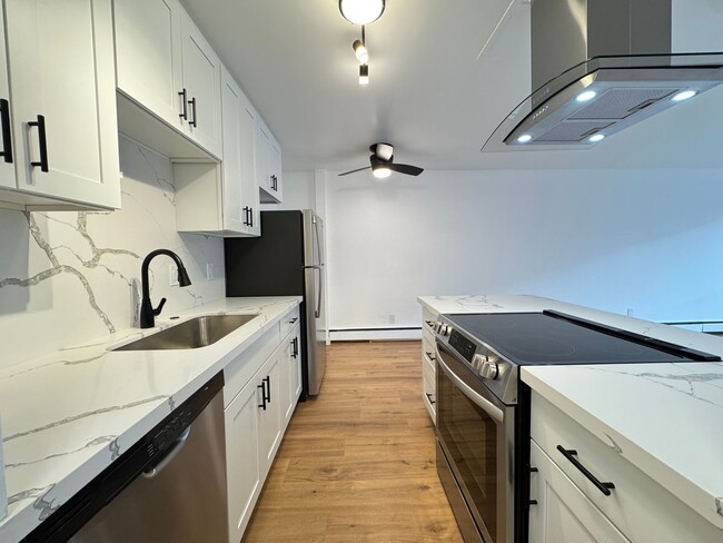 Interior Photo - Lorelei Apartments