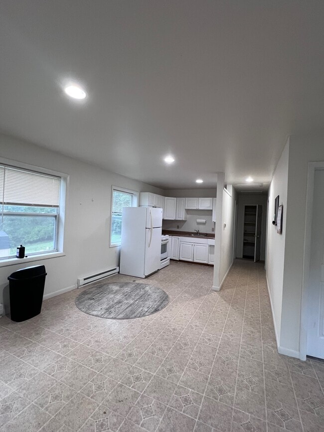Building Photo - 3646 NY-145