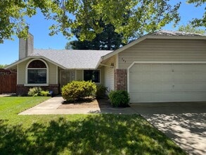 Building Photo - 387 Autumn Gold Dr