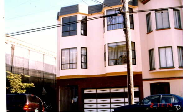 Building Photo - 774 9th Ave