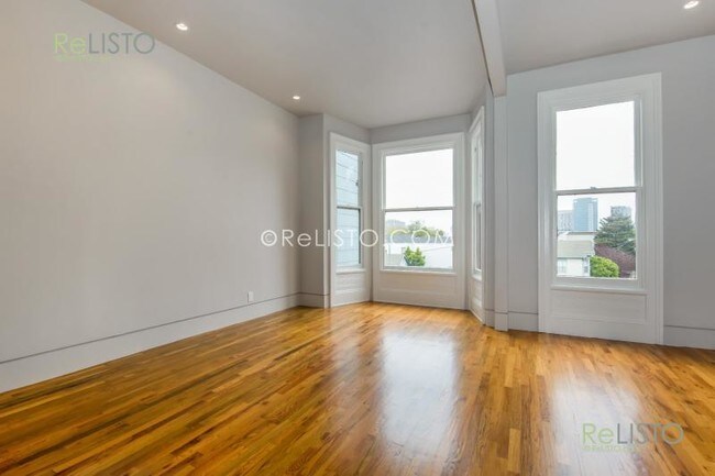 Building Photo - 633 Webster St