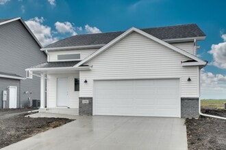 Building Photo - 1186 Marlys Dr W