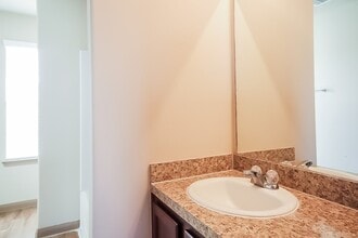 Building Photo - 19031 Moynihan Dr