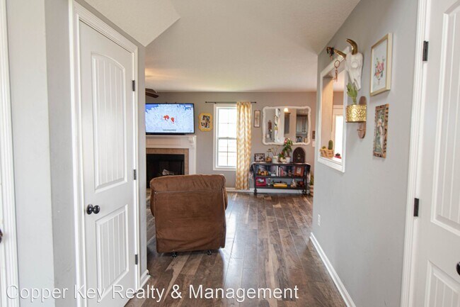 Foto del edificio - 3 br, 2.5 bath House - 519 Falkland Circle