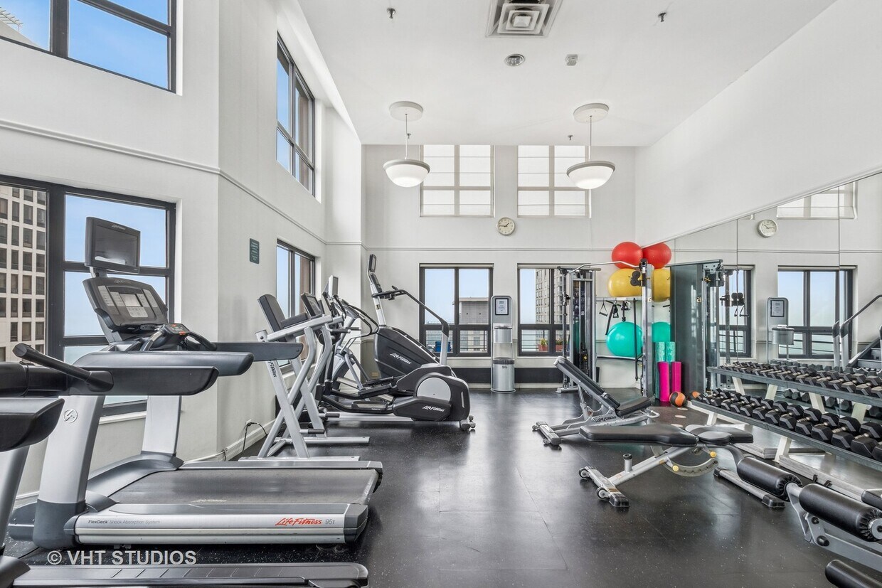 Foto principal - 401 E Ontario St