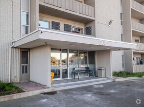 Building Photo - Gordon Avenue